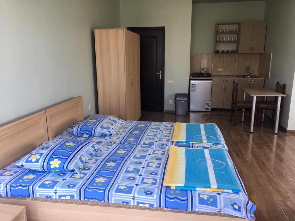 Wooden Cottage Makhinjauri Εξωτερικό φωτογραφία
