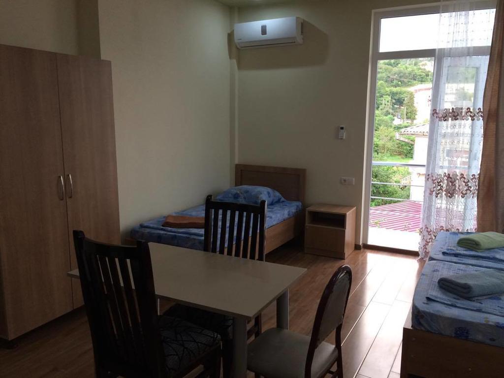 Wooden Cottage Makhinjauri Δωμάτιο φωτογραφία