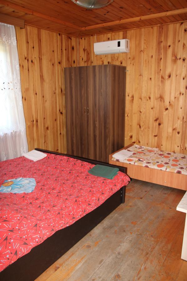 Wooden Cottage Makhinjauri Εξωτερικό φωτογραφία